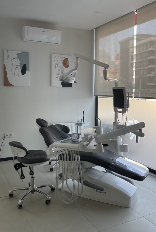 Mai Diş Ağız ve Diş sağlığı polikliniğinde yaptıracağınız tüm işlemlerde geçerli %15 indirim sizleri bekliyor!